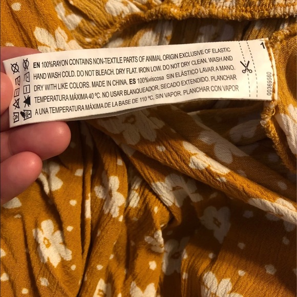 Forever21 Yellow Crop Top Blouse! - Picture 4 of 5